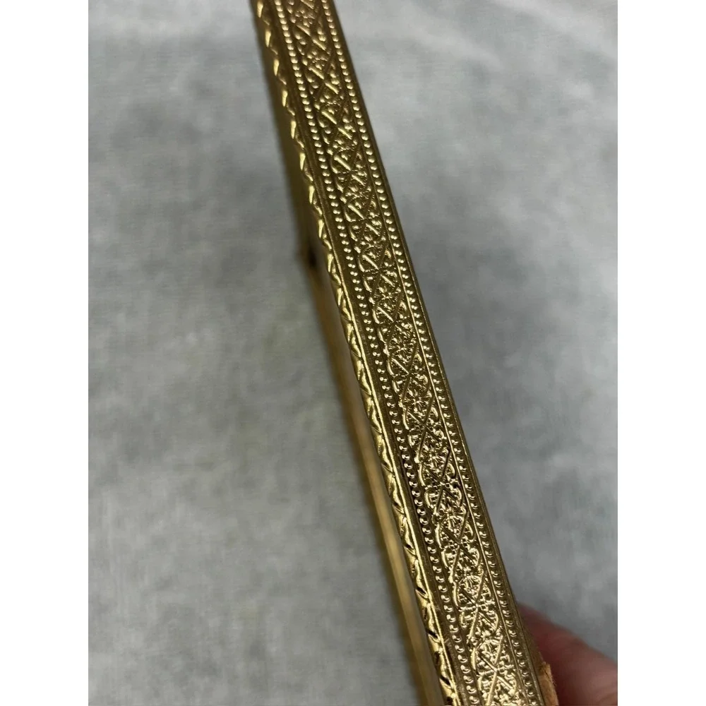 Vintage Ornate Gold Tone Metal Filigree Picture Frame Tabletop 5x7 Glass Front
